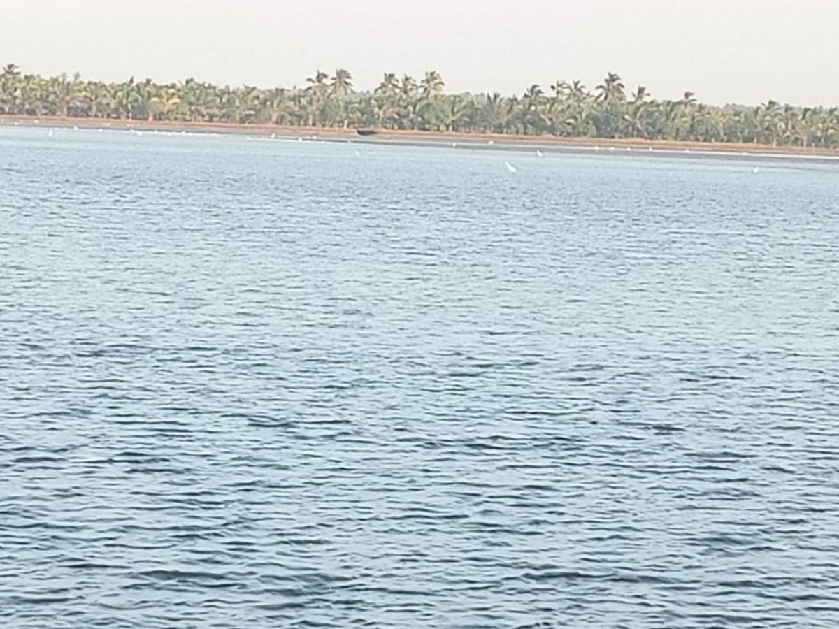 Kalamana Serene Chavakkad 外观 照片